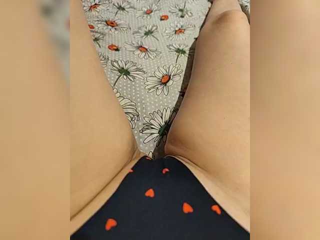 Kiskis-s's BongaCams show and profile