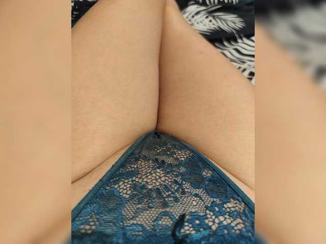 Kiskis-s's BongaCams show and profile