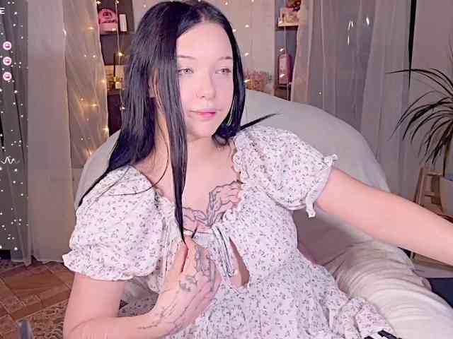 michelle-roze webcam