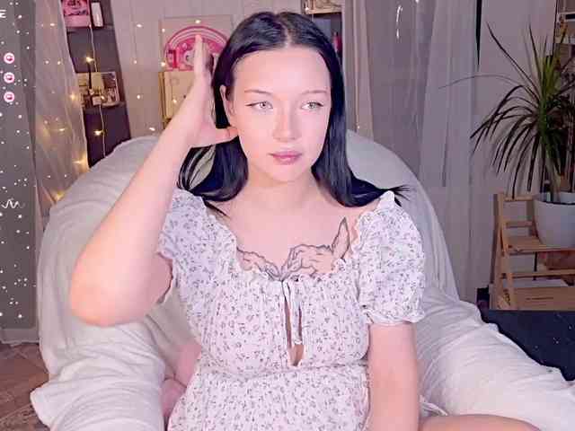 michelle-roze webcam