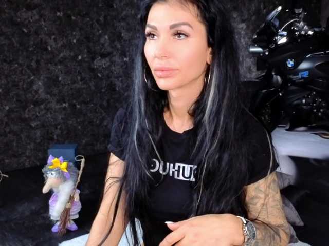 -BABAYAGA- from BongaCams is Freechat