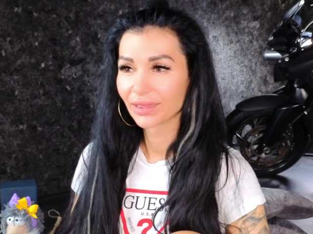 -BABAYAGA-'s BongaCams show and profile