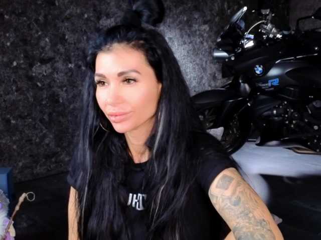 -BABAYAGA- from BongaCams is Freechat