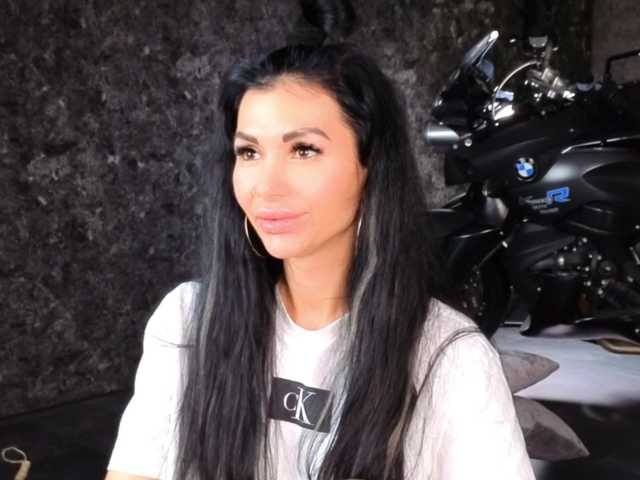 -BABAYAGA-'s BongaCams show and profile