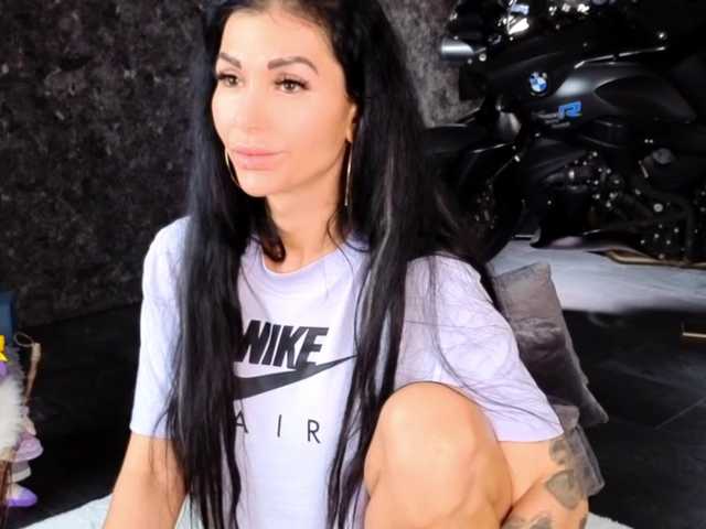 -BABAYAGA- from BongaCams is Freechat