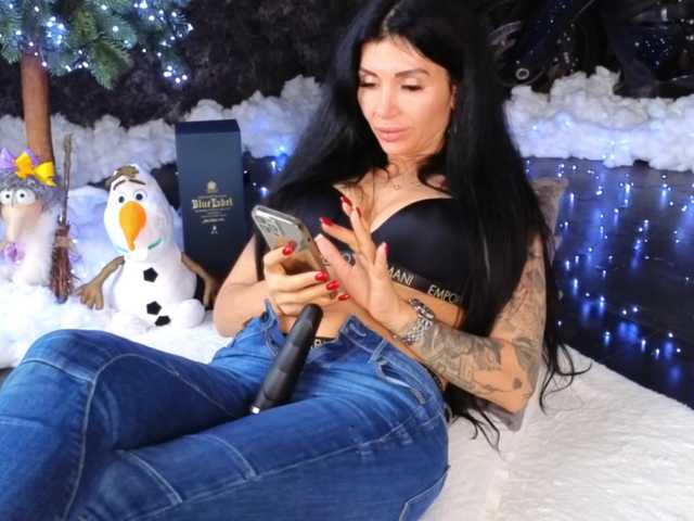 -BABAYAGA-'s BongaCams show and profile