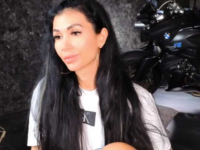 -BABAYAGA-'s BongaCams show and profile