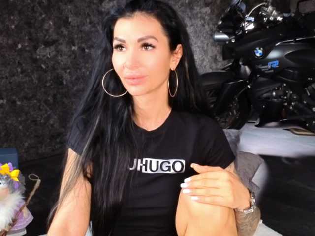 -BABAYAGA-'s BongaCams show and profile