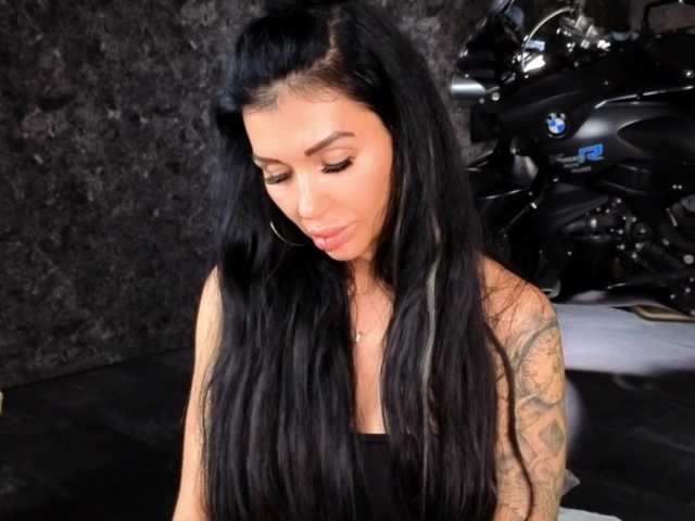 -BABAYAGA- from BongaCams is Freechat