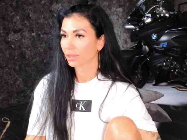 -BABAYAGA- Live Webcam on BongaCams