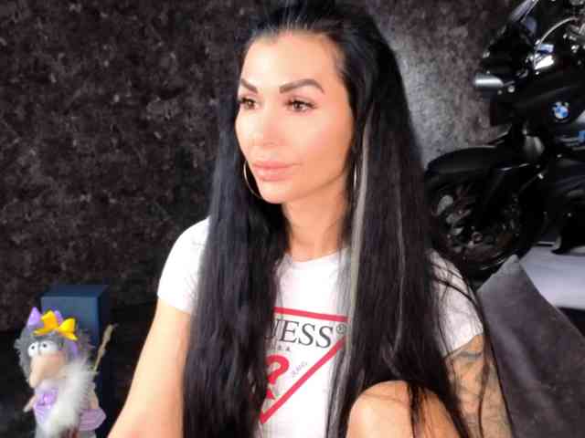 -BABAYAGA- Live Webcam on BongaCams