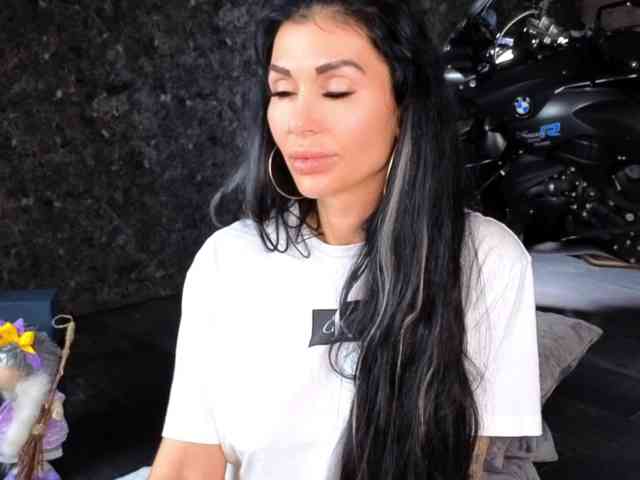 -BABAYAGA- Live Webcam on BongaCams