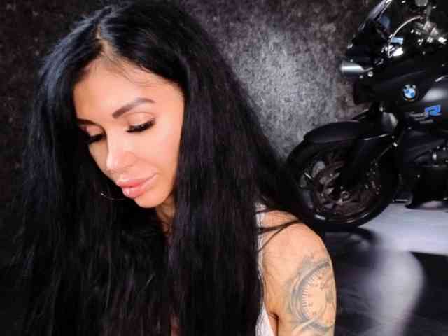 -BABAYAGA- Live Webcam on BongaCams