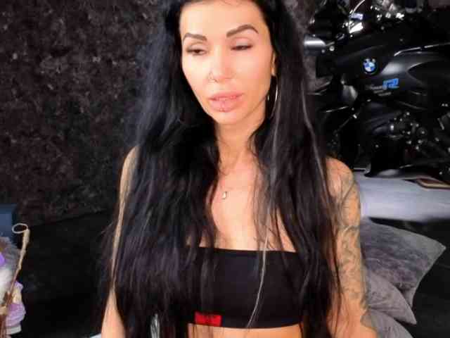 -BABAYAGA- Live Webcam on BongaCams