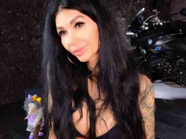 cam to cam chat -BABAYAGA-