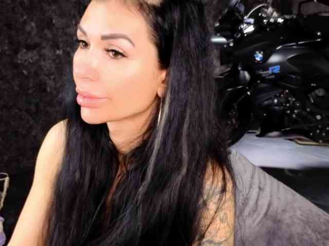 -BABAYAGA- Live Webcam on BongaCams