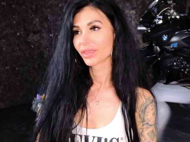 livecam sex -BABAYAGA-