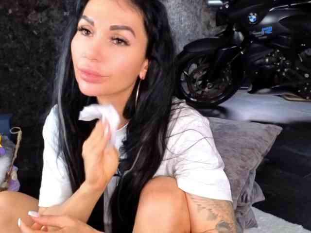 -BABAYAGA- Live Webcam on BongaCams