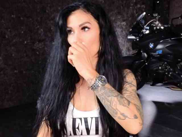 -BABAYAGA- Live Webcam on BongaCams