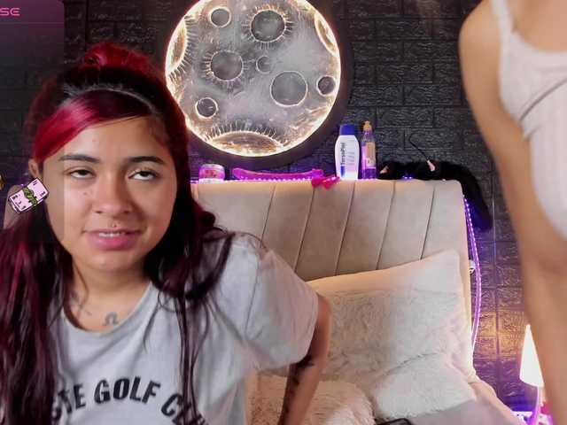 lesbian-hard-69-1's BongaCams show and profile