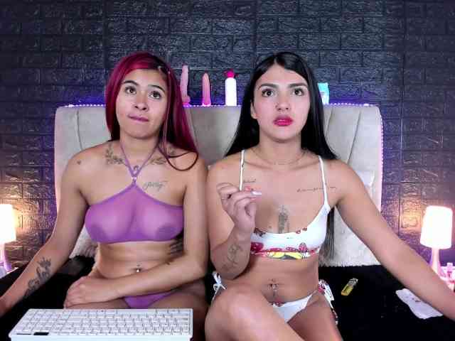 lesbian-hard-69-1 lesbian-hard-69-1