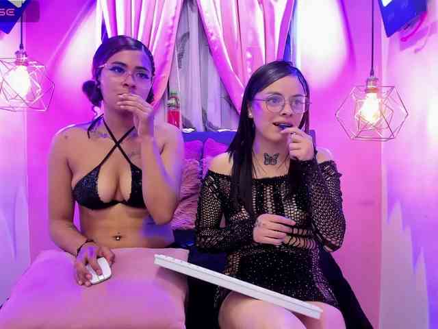 lesbihard-69-1 webcam