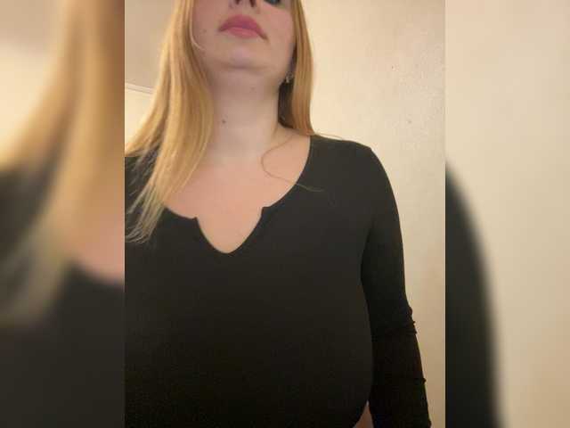 Milaniya96 from BongaCams
