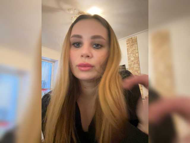 Milaniya96's BongaCams show and profile