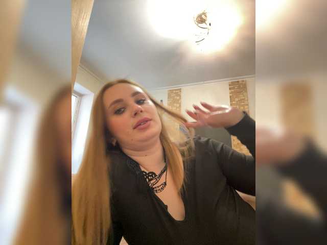 Milaniya96's BongaCams show and profile