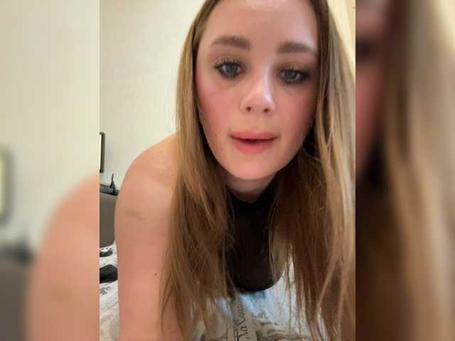 Milaniya96's BongaCams show and profile