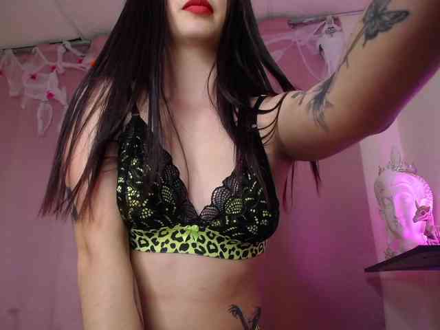 LisaSweet webcam