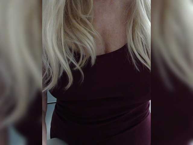 Tata42's BongaCams show and profile