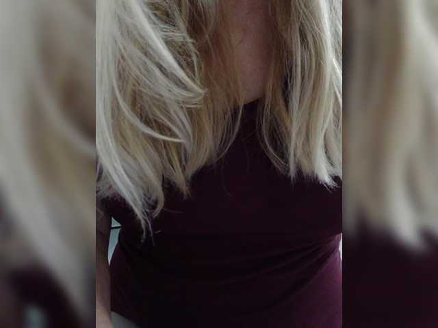 Tata42's BongaCams show and profile