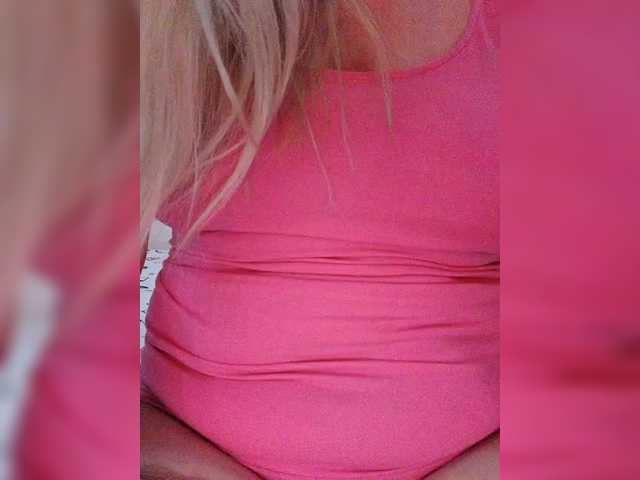 Tata42's BongaCams show and profile