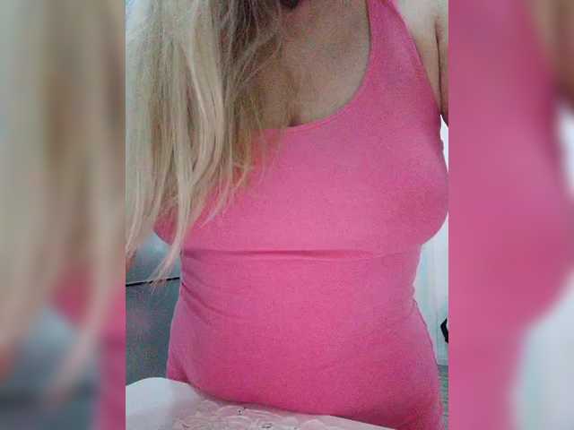 Tata42's BongaCams show and profile