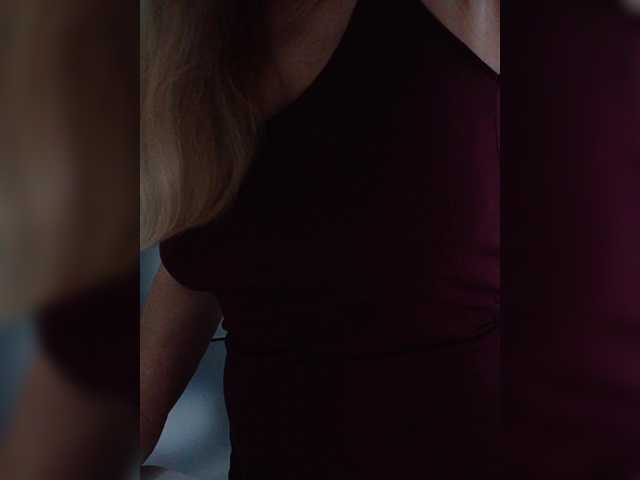 Tata42's BongaCams show and profile