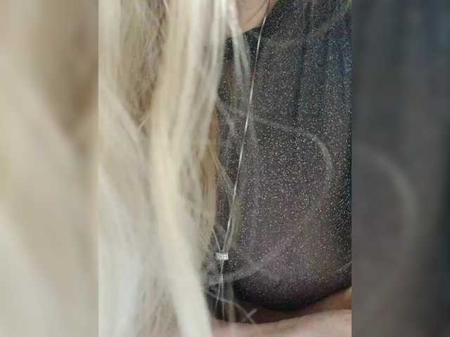 Tata42's BongaCams show and profile