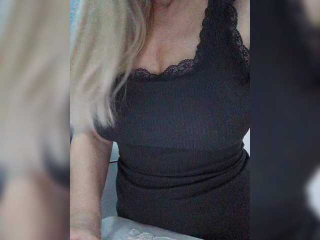 Tata42's BongaCams show and profile