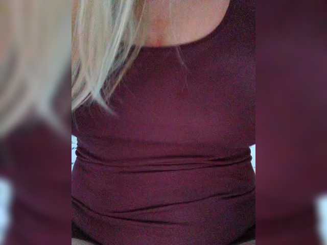 Tata42's BongaCams show and profile