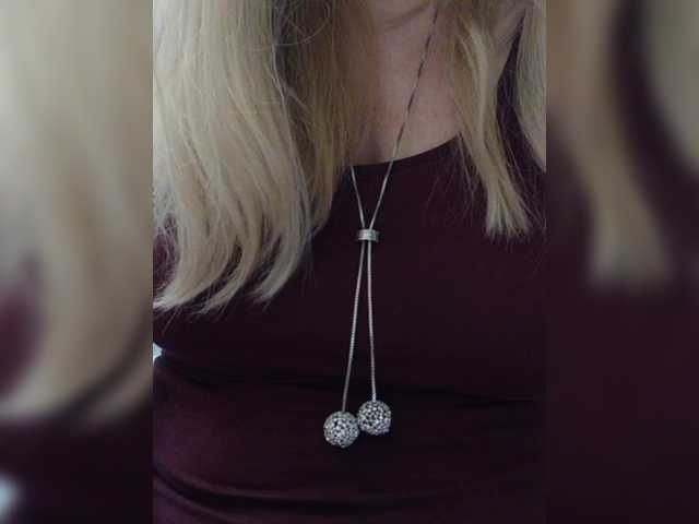 Tata42's BongaCams show and profile