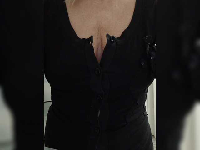 Tata42's BongaCams show and profile