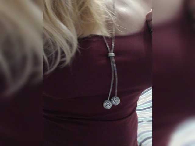 Tata42's BongaCams show and profile