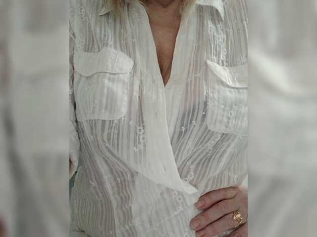 Tata42's BongaCams show and profile