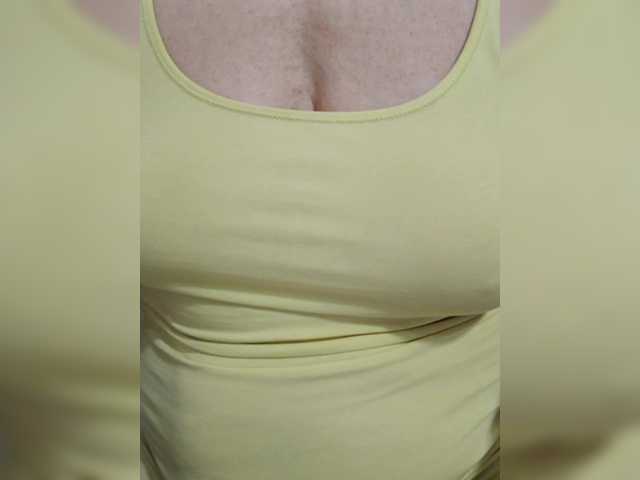 Tata42's BongaCams show and profile