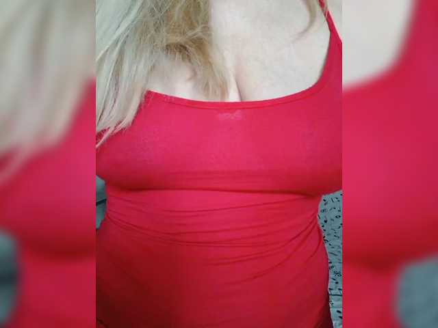 Tata42's BongaCams show and profile