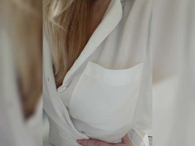 Tata42's BongaCams show and profile