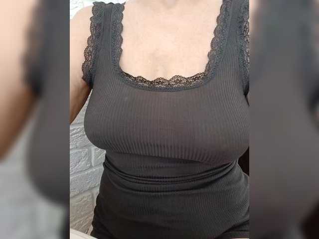 Tata42's BongaCams show and profile