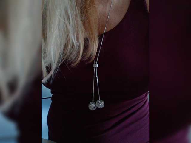 Tata42's BongaCams show and profile