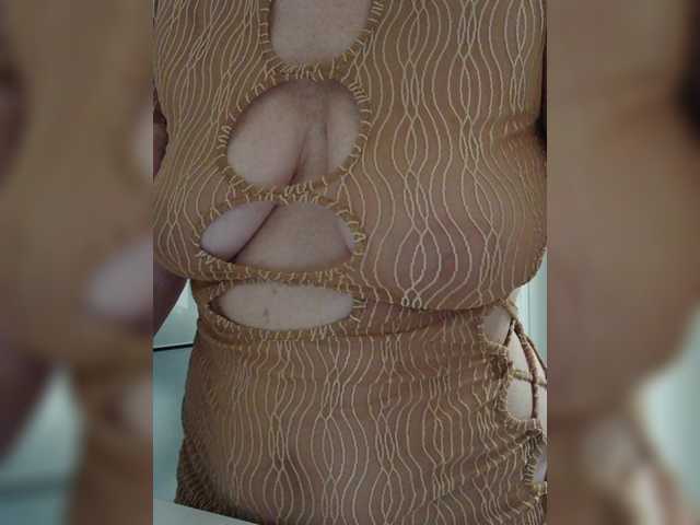 Tata42's BongaCams show and profile