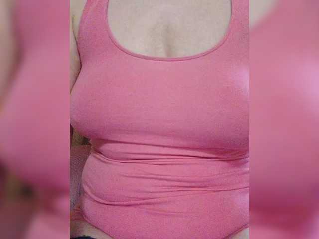 Tata42's BongaCams show and profile